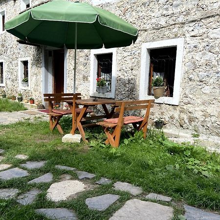 Guesthouse Kujtimi Theth Εξωτερικό φωτογραφία
