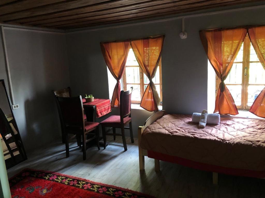 Guesthouse Kujtimi Theth Εξωτερικό φωτογραφία