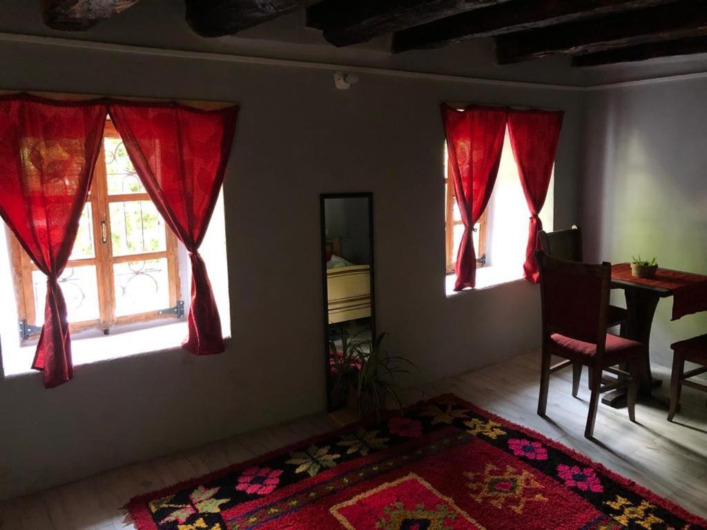 Guesthouse Kujtimi Theth Εξωτερικό φωτογραφία